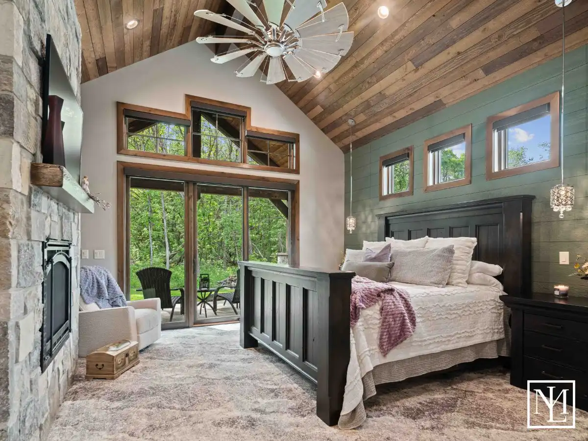 1156 N Valley View Drive Primary Bedroom