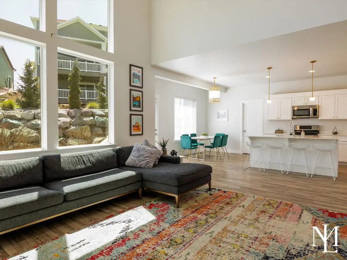 14833 S Springtime Rd Draper, Utah 84020 Home's Open Concept Main Living