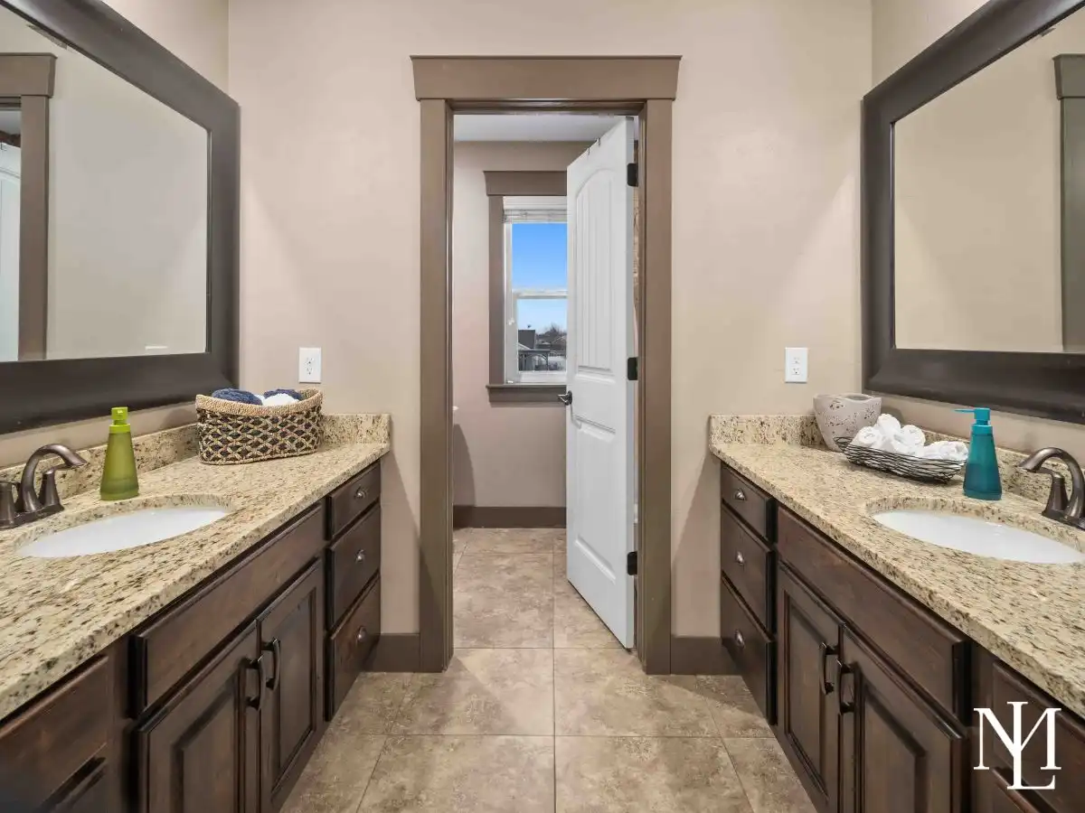 3736 W Hammon Ln Syracuse, Utah 84075 Home's Additional Bathroom with Double Vanities