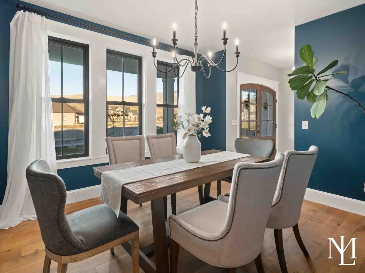 3793 Francis Dr Peterson Utah Home's Dining Room