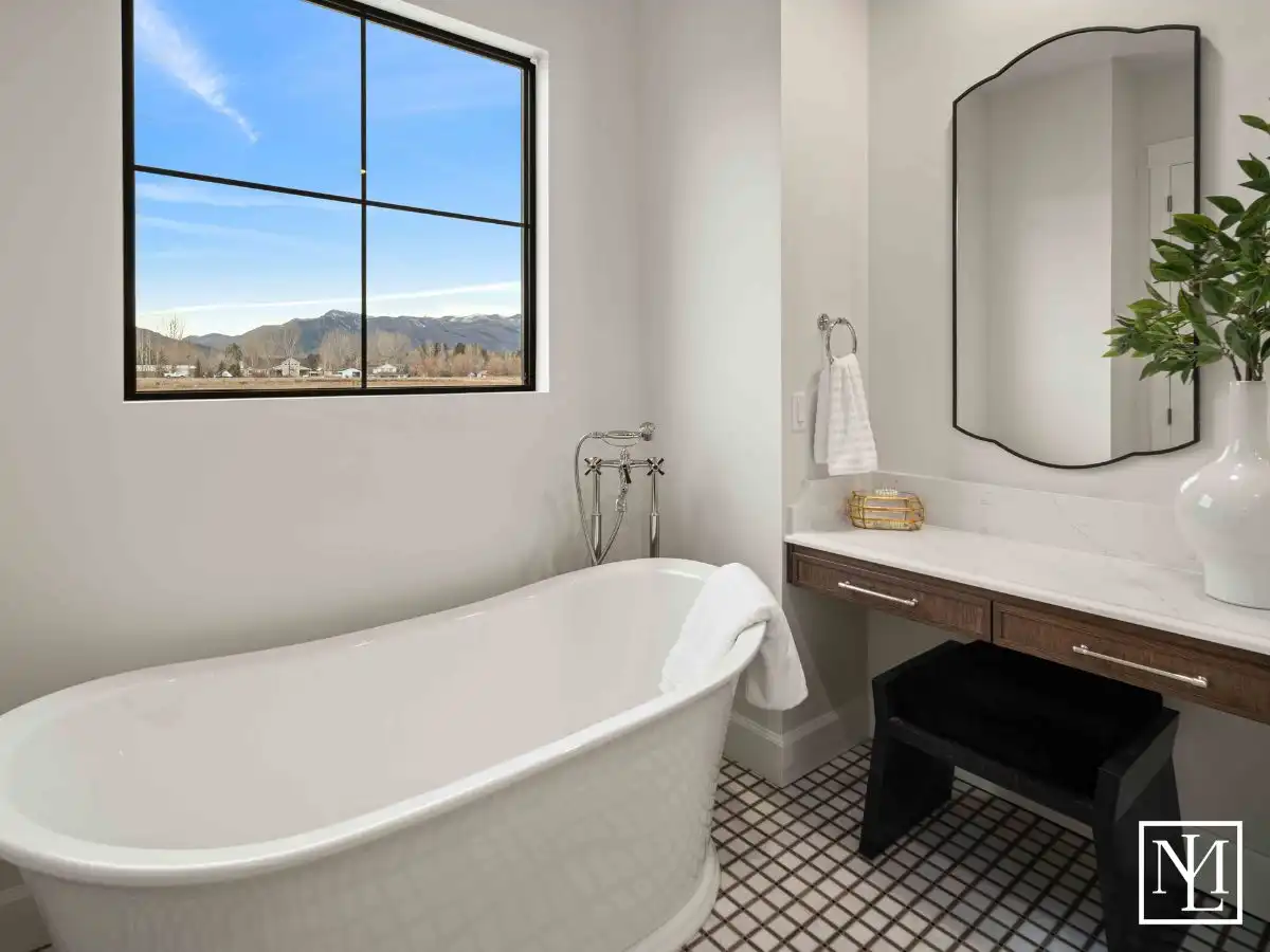 387 S 7900 St. #13 Huntsville, Utah 84317 Home's Soaking Tub in Ensuite Bath in Sage Community