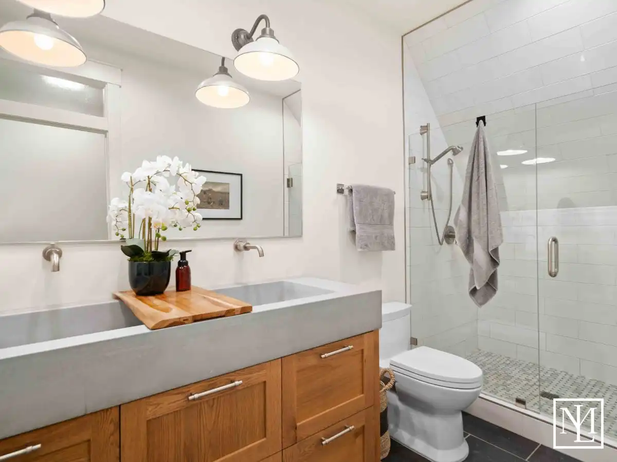 4168 N 3750 Eden, Utah Home's Additional Bathroom in Elk Ridge Estates