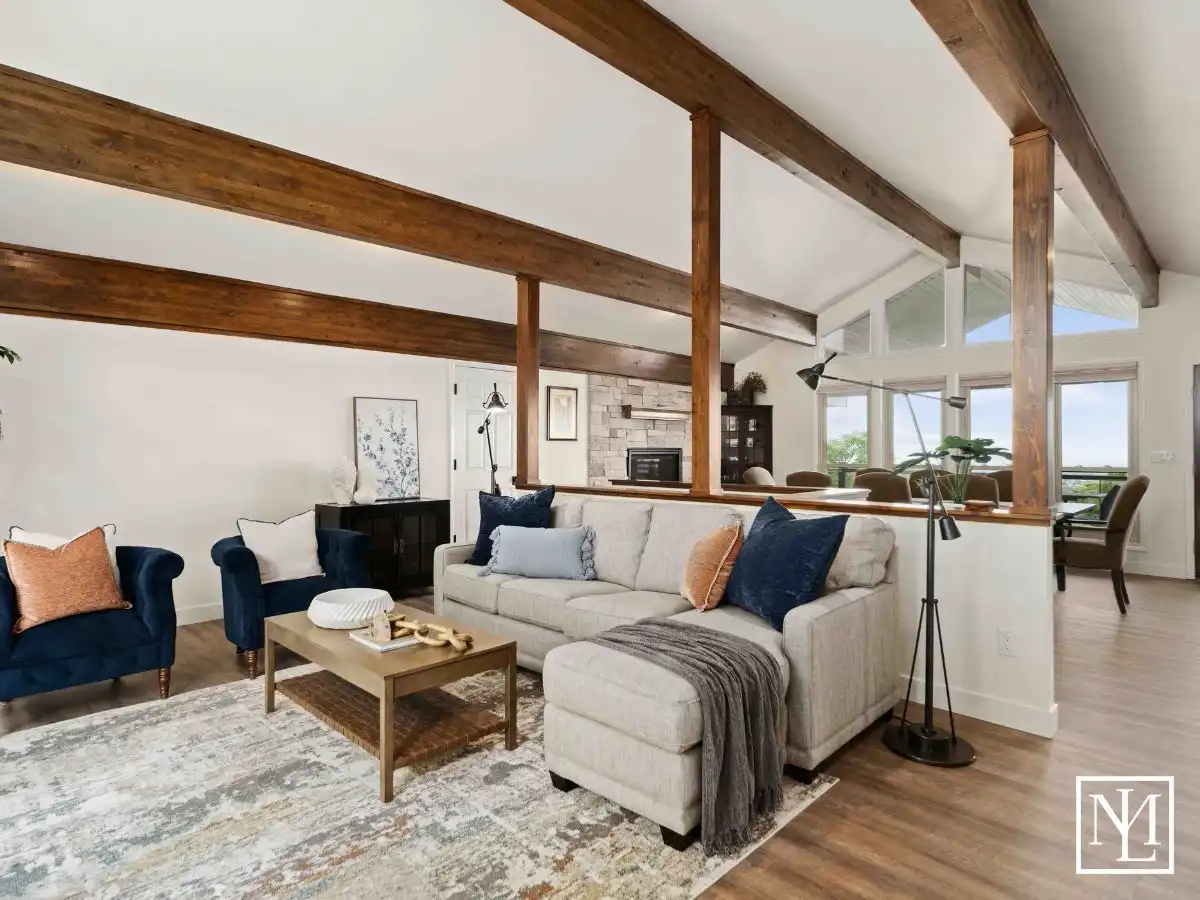 4253 S Spring Rd Ogden Utah 84403 Home Living Room With Vaulted Ceilings