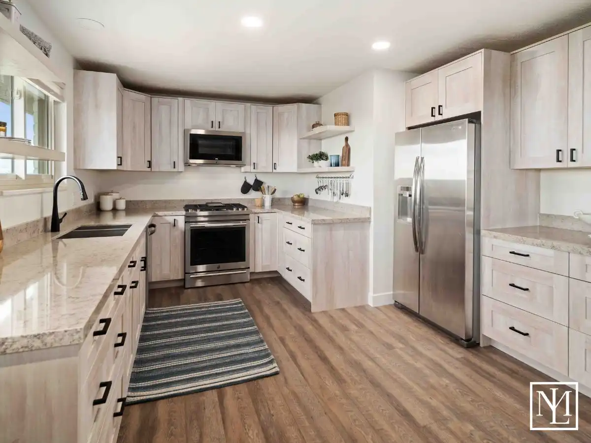 4253 S Spring Rd Ogden Utah 84403 Kitchen