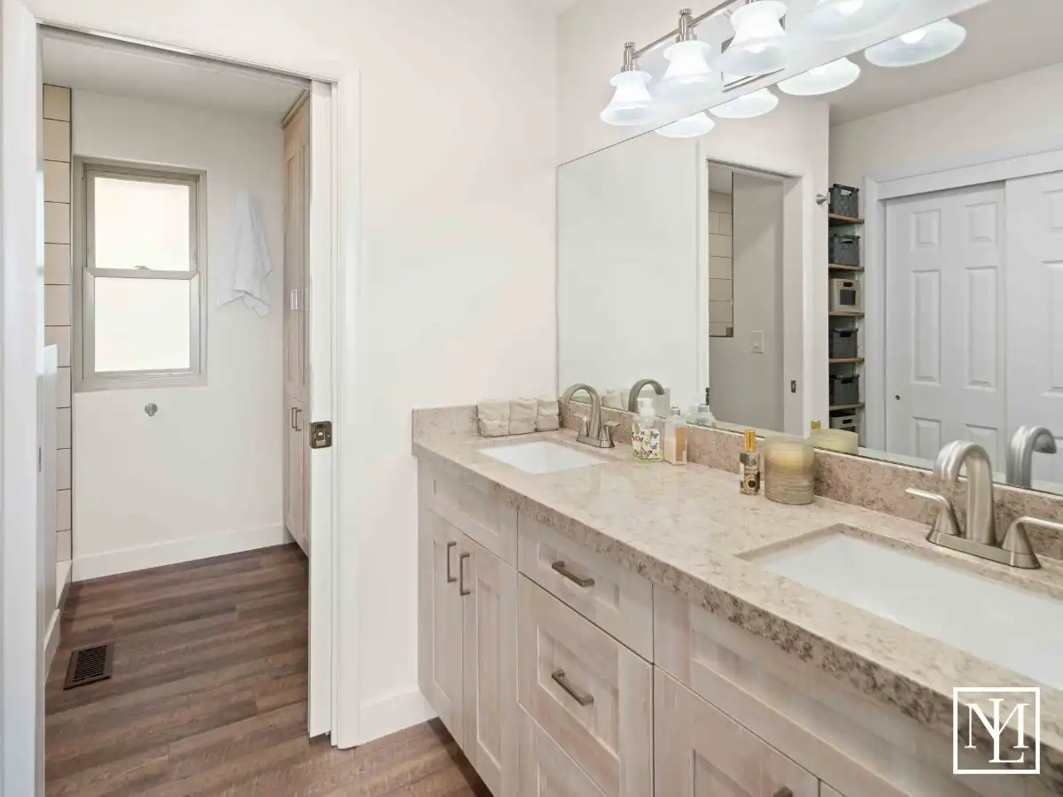 4253 S Spring Rd Ogden Utah 84403 Bathroom