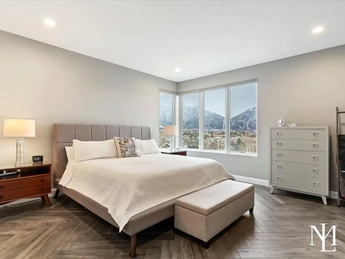 4357 N 4150 E Eden, Utah 84310 Home's Bedroom