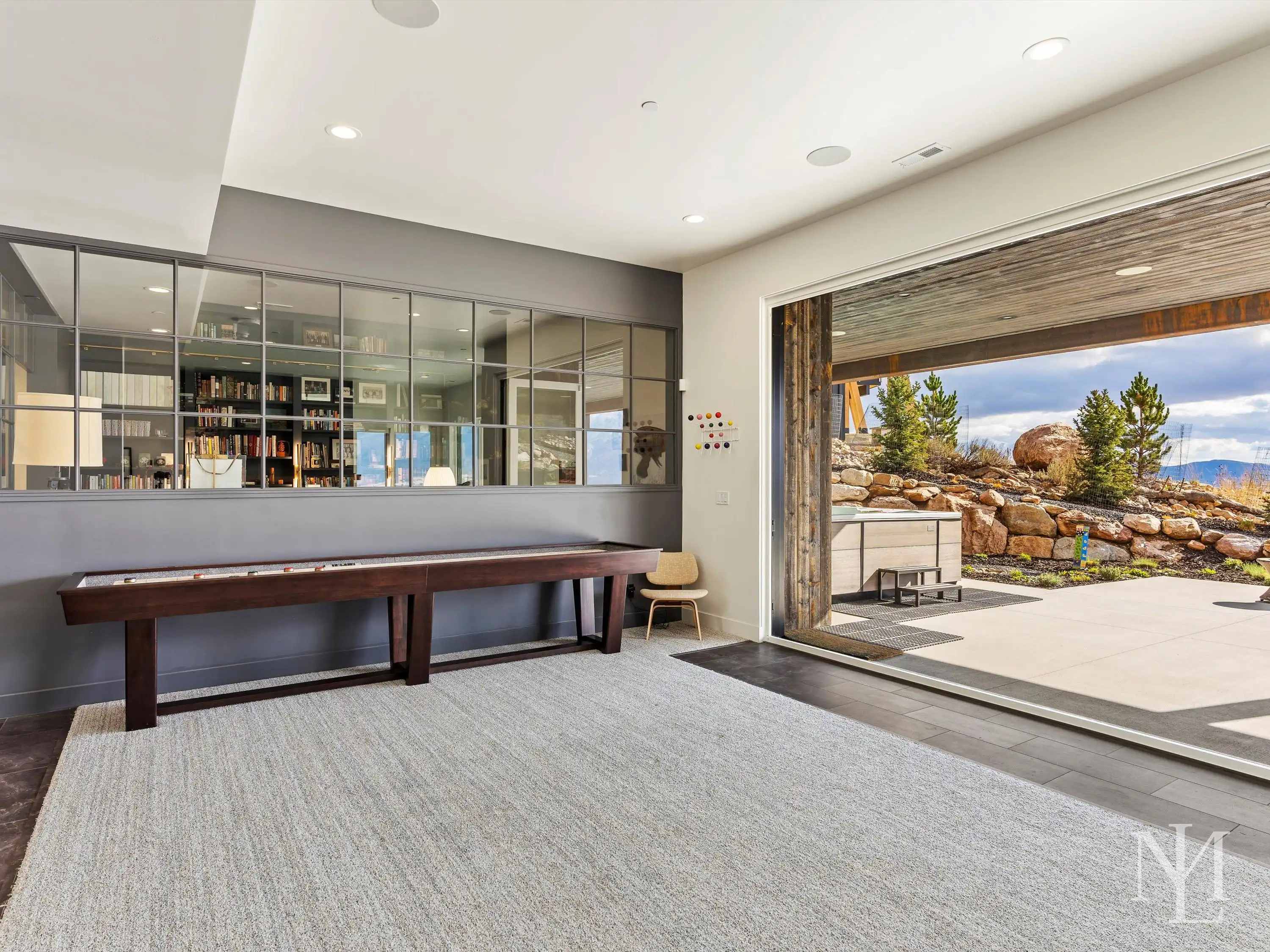 5731 Porcupine Ridge Dr Eden, UT 84310 Home's Downstairs Living Room