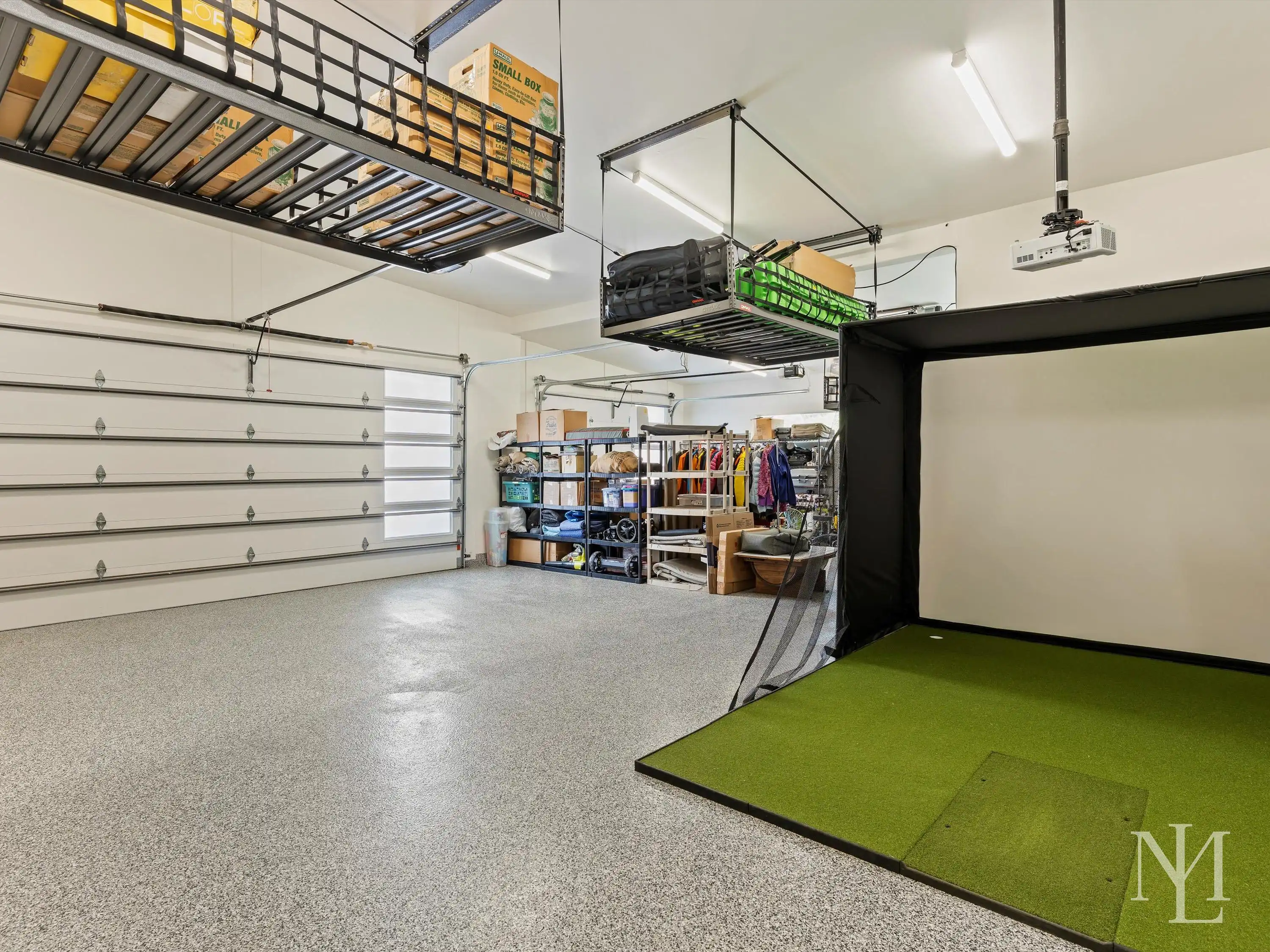 5731 Porcupine Ridge Dr Eden, UT 84310  Home's Garage