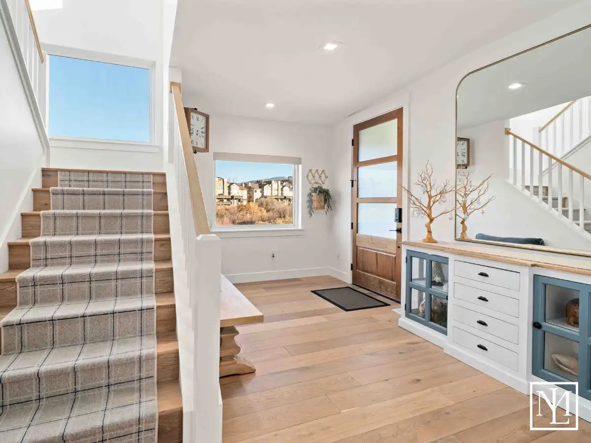 6384 E 725 S 49 Huntsville, UT Home's Entrance