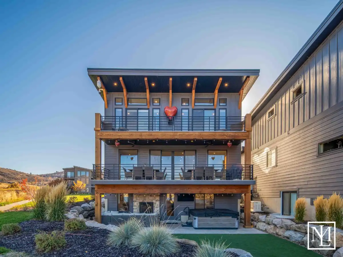 6384 E 725 S 49 Huntsville, UT Home's Backyard Exterior View