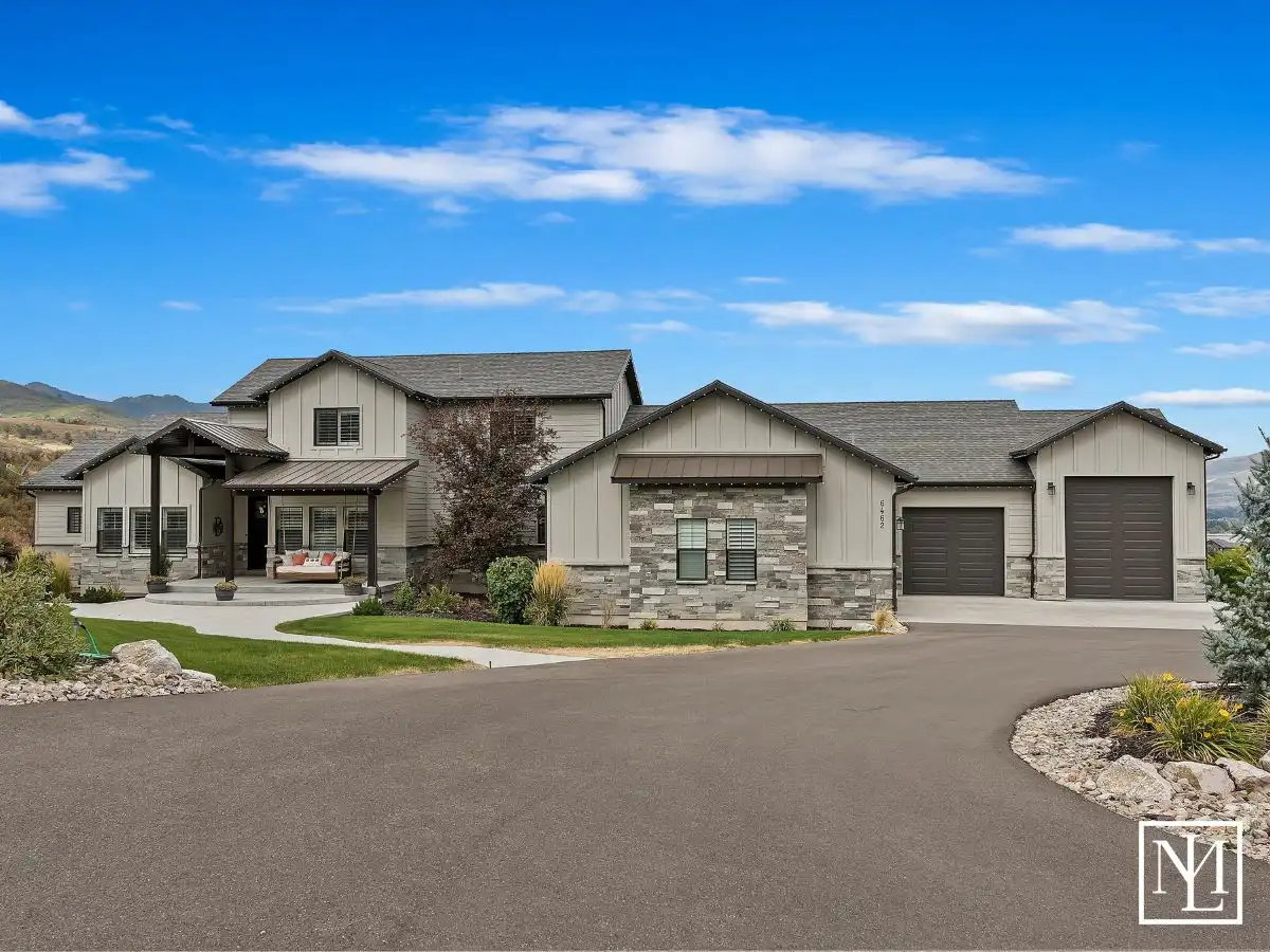 6462 Summit CV Huntsville, UT Home Exterior