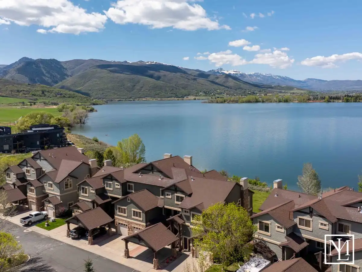 6486 E Hwy 39 64 Huntsville Utah Home With Lake Views