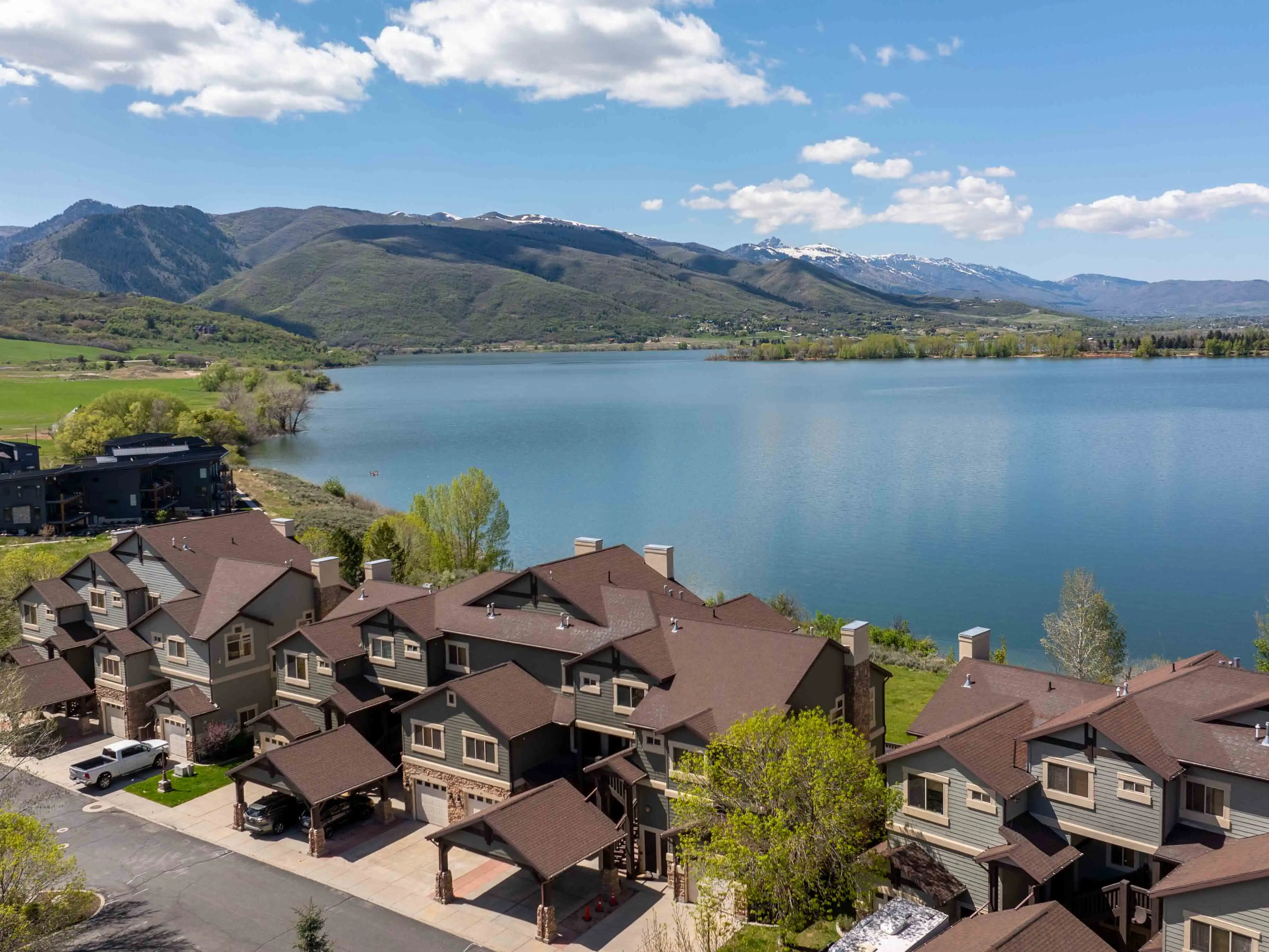 6486_#64-home-exterior