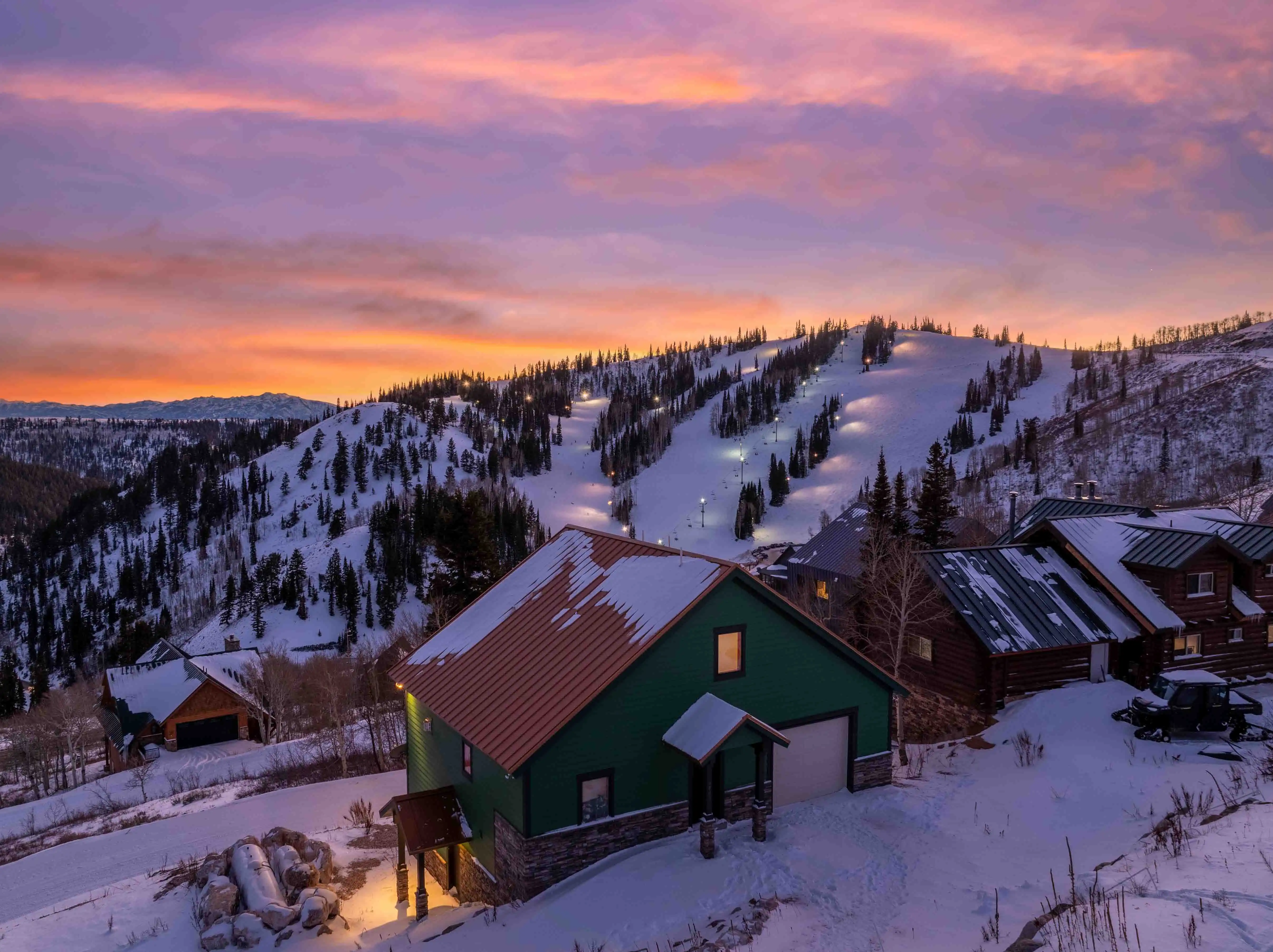 6809-e-6725-n-eden-home-exterior