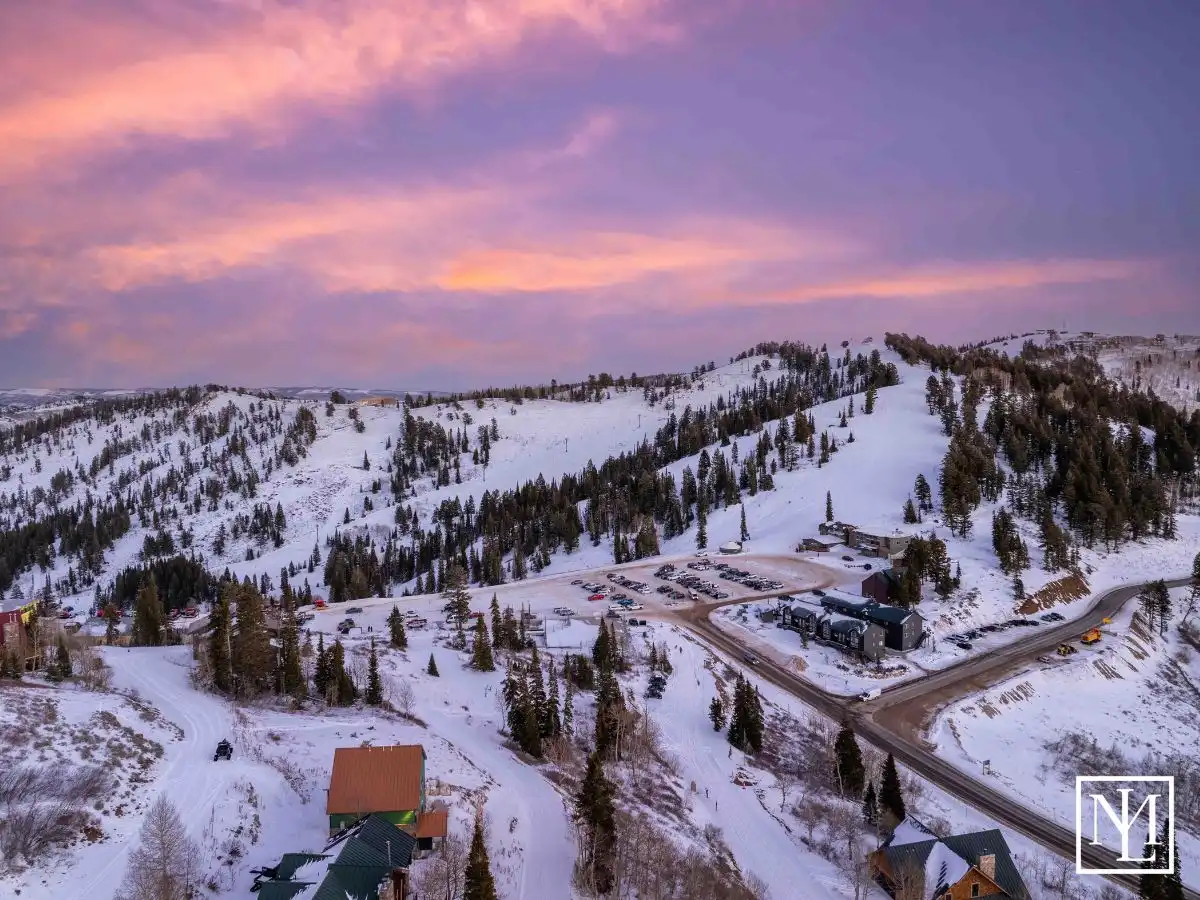 6809 E 6725 N Eden, Utah 84310 Ski Home by Main Lodge in Powder Mountain West