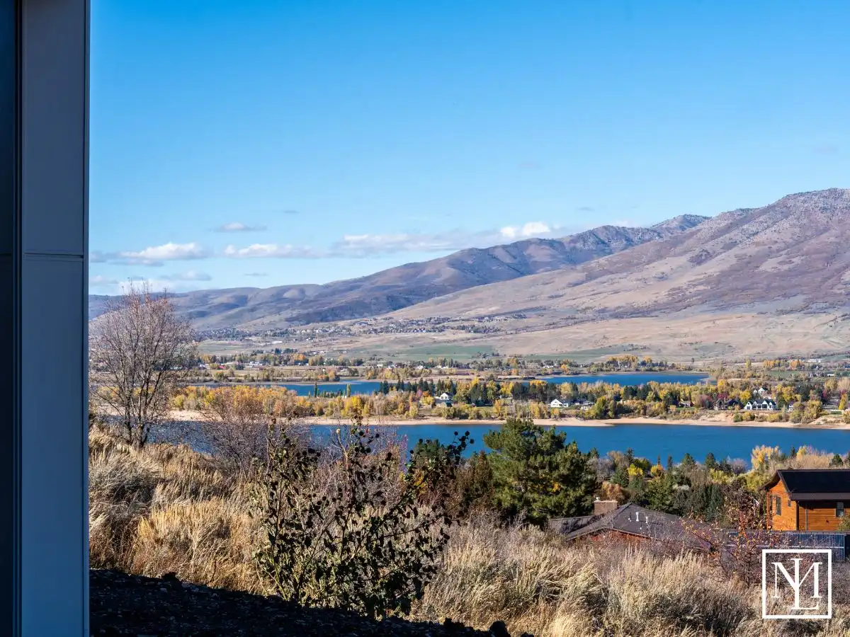 6858 E Summit Peak Cir Huntsville, Utah 84317 Pineview Reservoir Views From Home