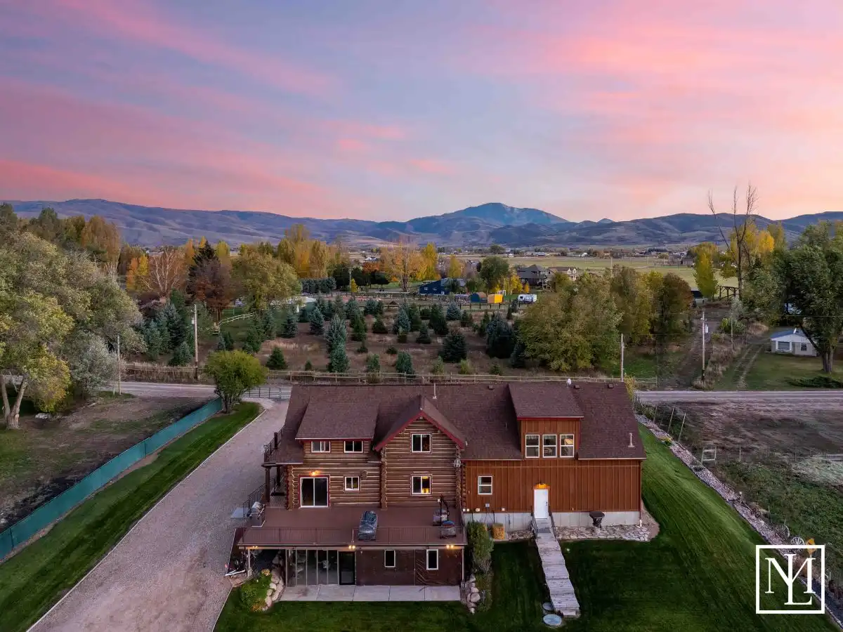 7768 E 1075 N Huntsville, UT Log Home Back Exterior View