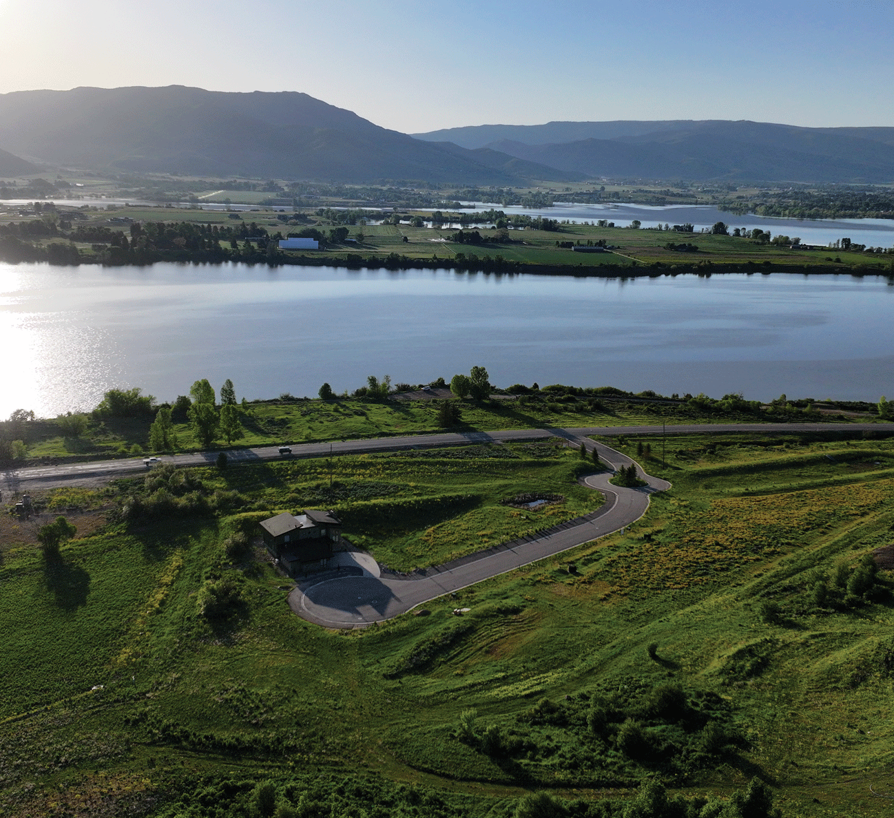 Harbor View community overlooking Pineview Reservoir