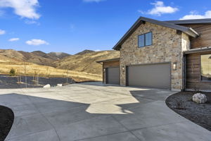 004_Driveway