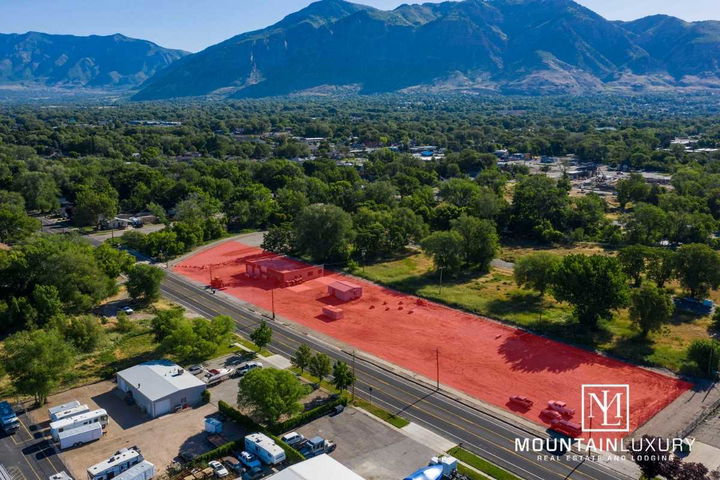 1900 S Lincoln Ave, Ogden drone photo with overlay of property