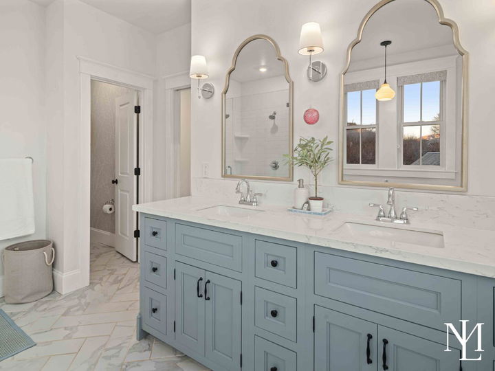 3793 Francis Dr Peterson Utah Home's Primary Bathroom