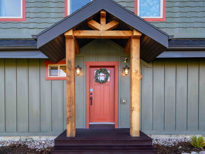 4068-n-3300-e-home-exterior
