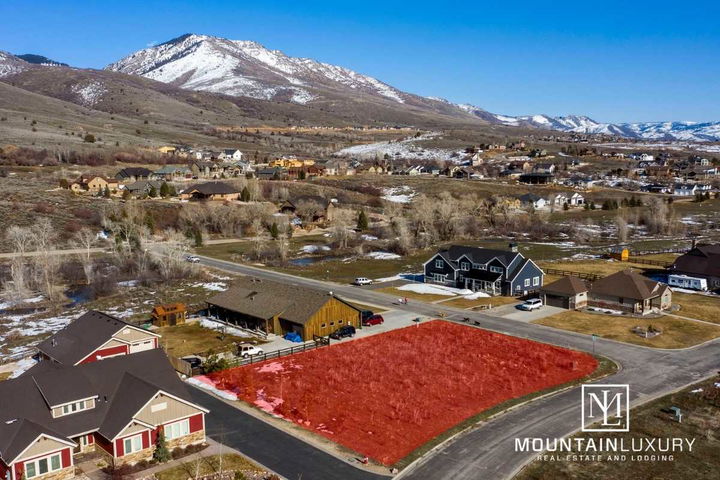 4612 N Abbey Way, Eden photo of lot with overlay of property lines