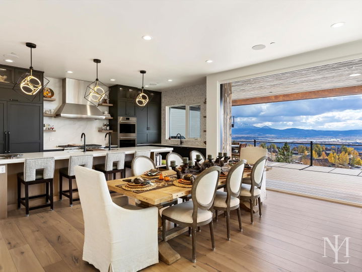 5731 Porcupine Ridge Dr Eden, UT 84310 Home's Dining Room