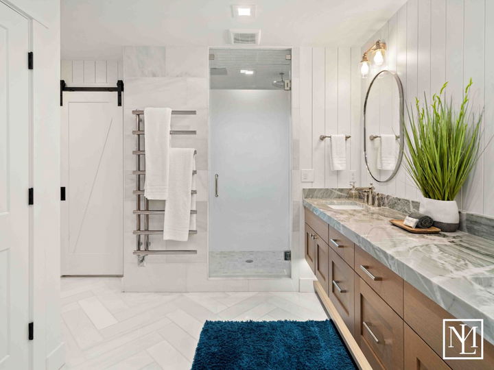 6384 E 725 S 49 Huntsville, UT Home's Bathroom Suite