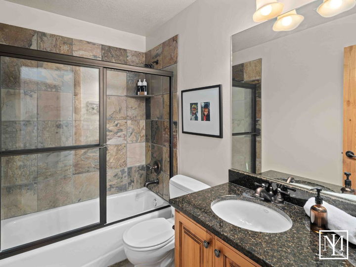6486 E Hwy 39 64 Huntsville Utah Home Bathroom