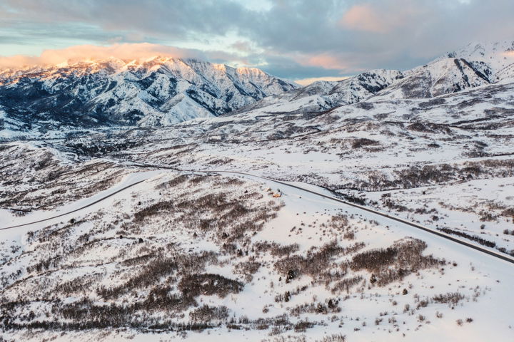 Surrounding mountain views of 7533 N Trappers Loop Rd Mountain Green UT 84050.