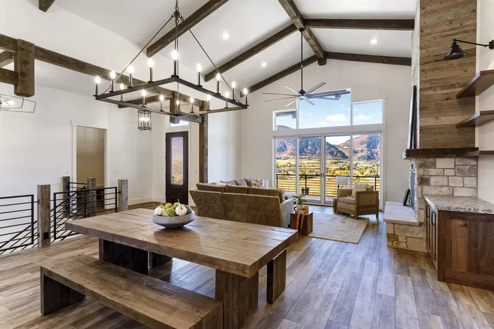 A Great Room at Eagle Ridge with Beautiful Views
