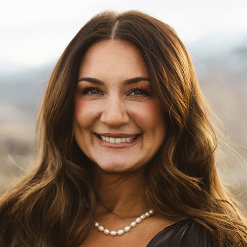 Professional headshot of Mercedes Humphreys, Real Estate Agent