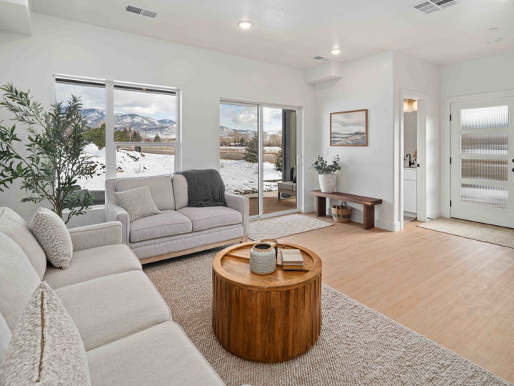 Peak_Townhomes_Unit_70-21