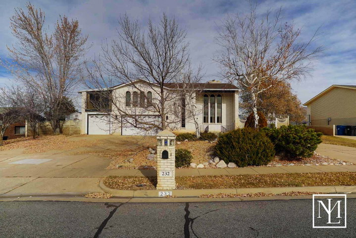 232 W 5450 S Washington Terrace UT 84405 01