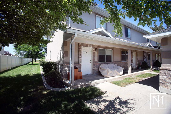 2421 N 400 E #V4, North Ogden UT 84414 Town home for Sale 02