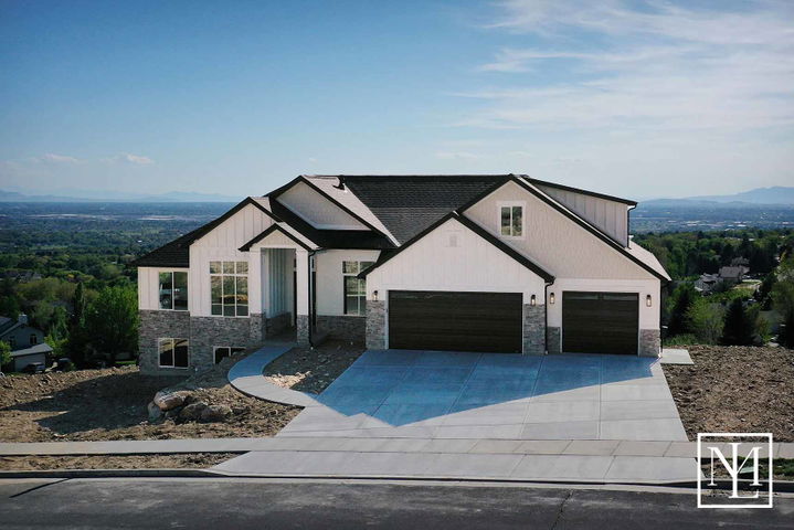3231 N 1350 E North Ogden UT 84414 01