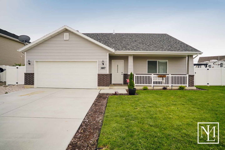 387 W Indian Camp Rd Ogden UT 84404 01