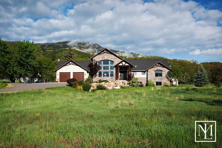 4865 N 3000 E Liberty UT 84310 01