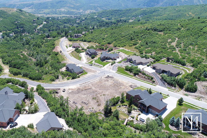 6746 N Weber Dr Mountain Green UT 01