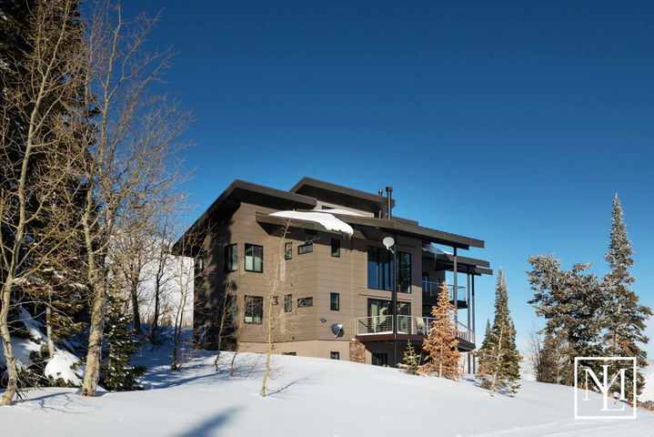 agent-1_6847-e-aspen-dr-eden-ut-84310-01.JPG