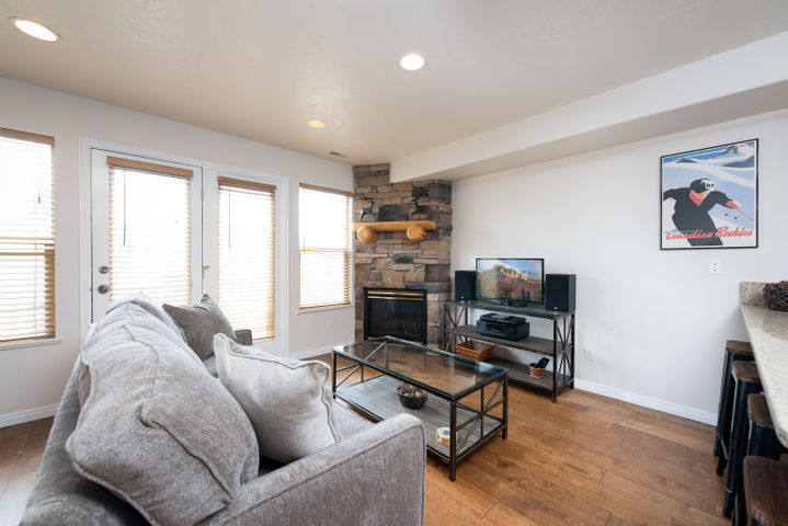 Moose Hollow Condo 205