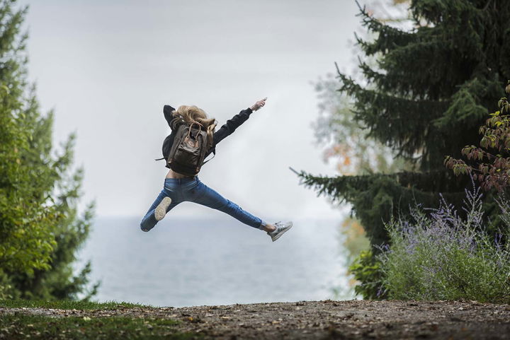 agent-1_jumping-woman-lake.jpg