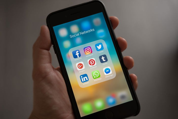 agent-1_social-media.jpg