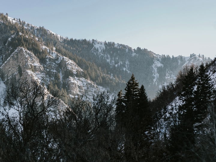 Picture of a snowy mountain in Park City, Utah
